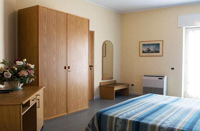 Hotel Parthenius Cirella Di Diamante Bagian luar foto